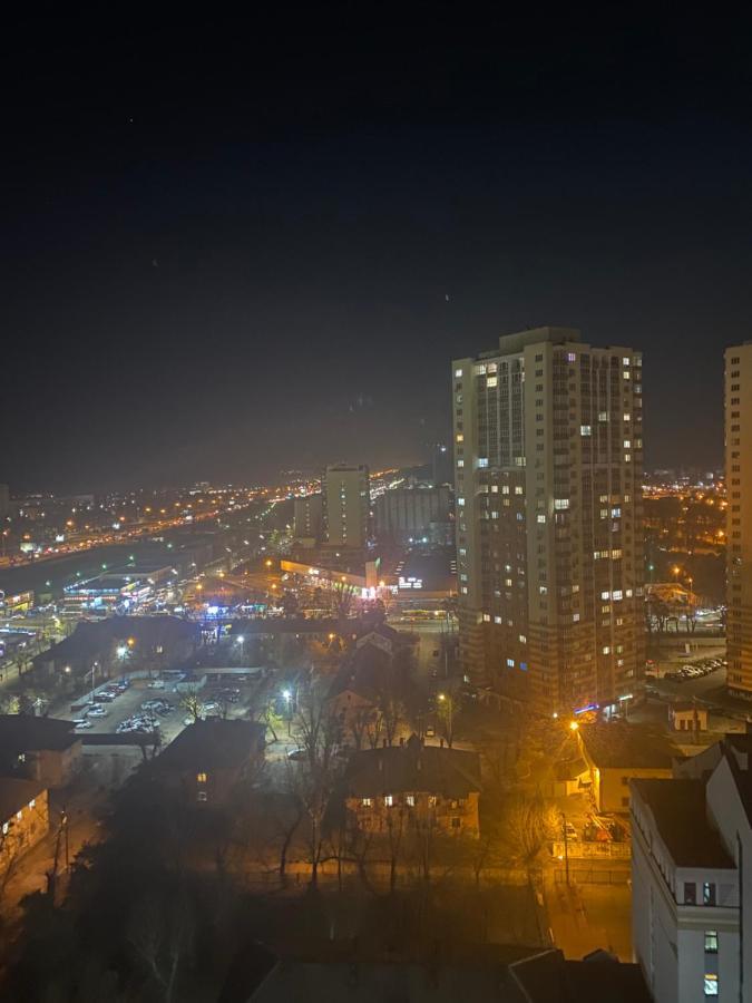 У 2 Хвилинах Від Метро Нова Супер Видова 키예프 외부 사진